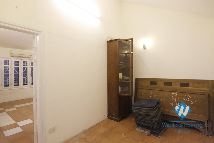 A newly-renovated house for rent in Long Bien district